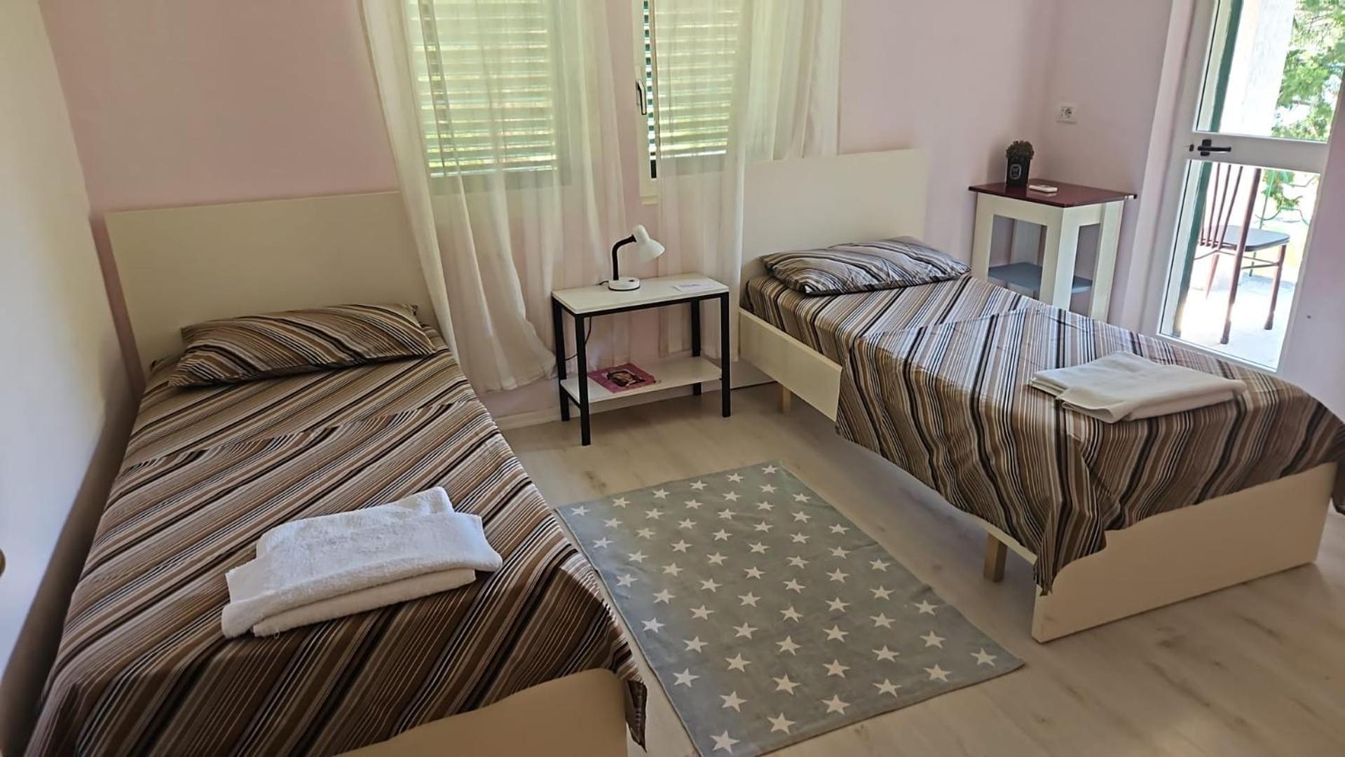 Agroturizem Hotel Vila Franceze Koman 외부 사진